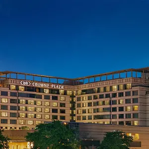 crowne-plaza-gurgaon.top-gurgaonhotels.com/