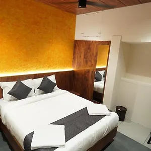  Hotel Hive -